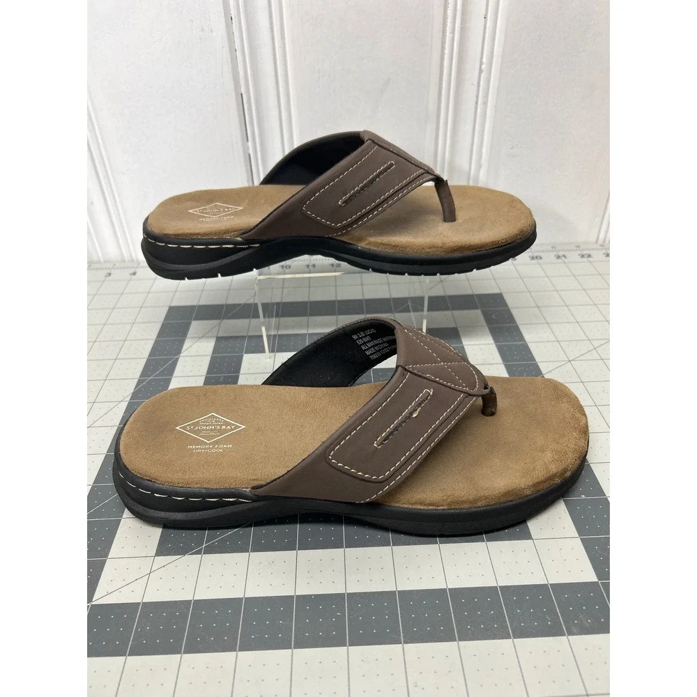 St. John's Bay SJB Lucas Sandals Mens 9 Brown Memory Foam Flip Flops Comfort